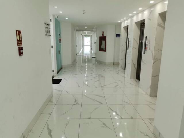 #1479 - Oficina para Venta en Guayaquil - G