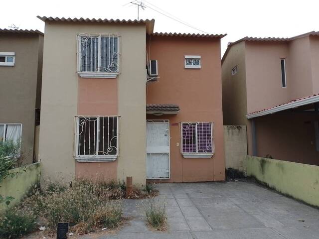 Casa de venta Urb. Villa del Rey, 3 dormitorios, primeras etapas