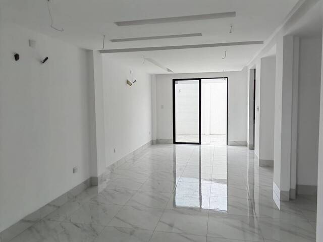 #2202 - Casa para Venta en Guayaquil - G