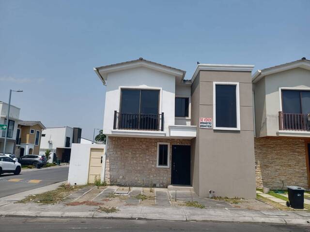 Venta en Urbanización Mallorca Village - Guayaquil