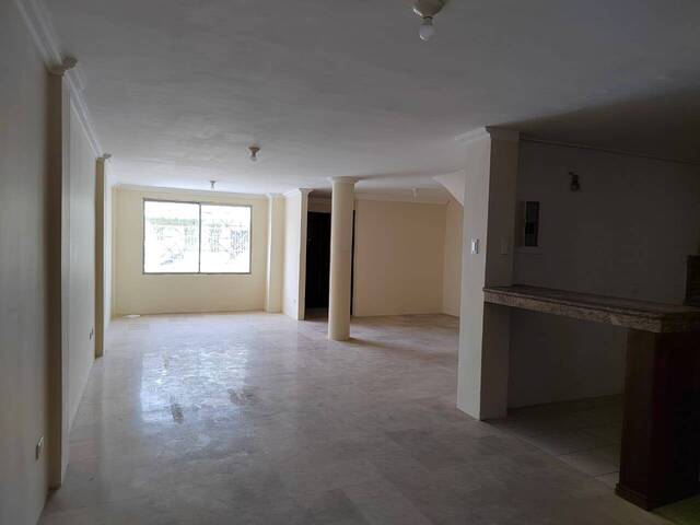 #2435 - Casa para Venta en Guayaquil - G - 3